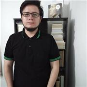 Profesor de Español y Literatura, con experiencia en Escritura Creativa, Filosofía y literaturas clásicas